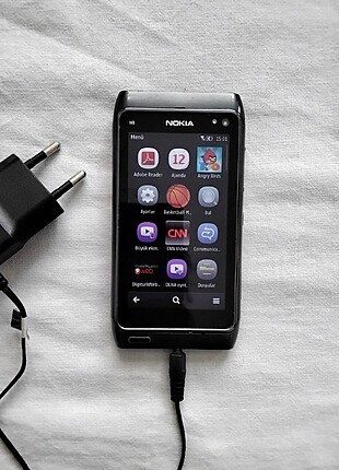 Nokia N8