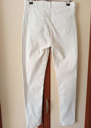 30 Beden beyaz Renk LCWAİKİKİ beyaz jean 30/40