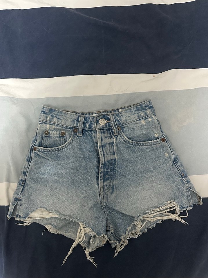 Zara Yüksek Bel Mavi Denim Mini Şort - Görsel 3