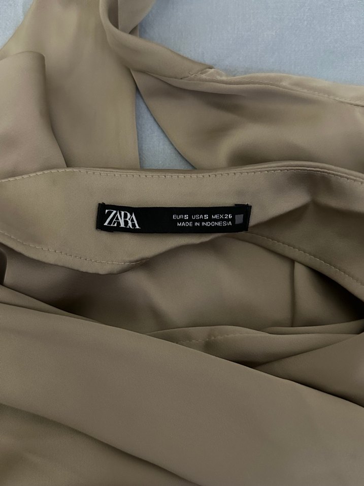 Bej Drapeli V Yaka Saten bluz - Görsel 3