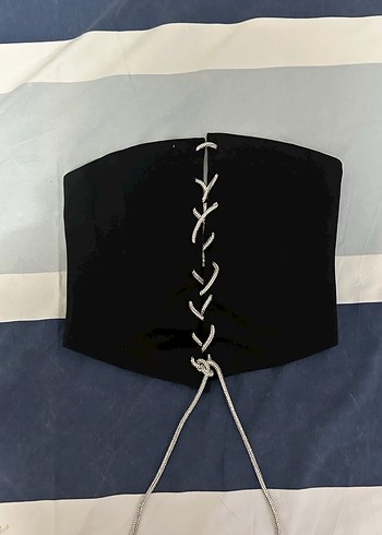 Taş detaylı crop - Görsel 2