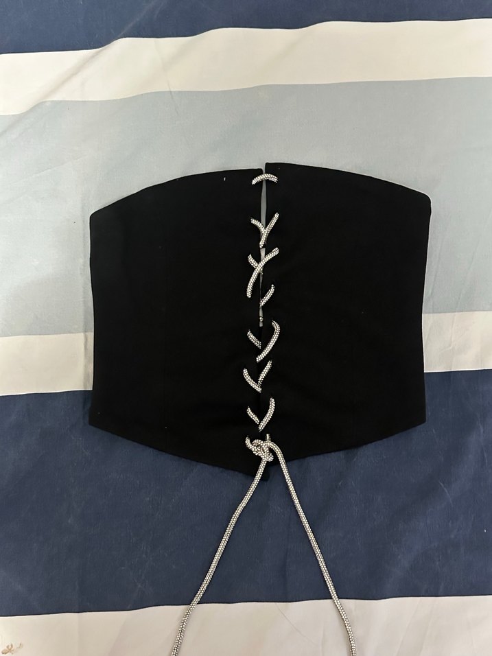 Taş detaylı crop - Görsel 2