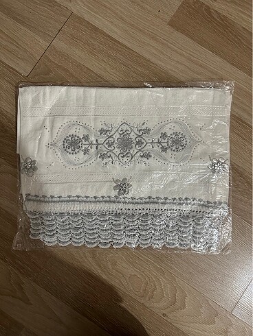 ÇEYİZLİK DANTEL HAVLU