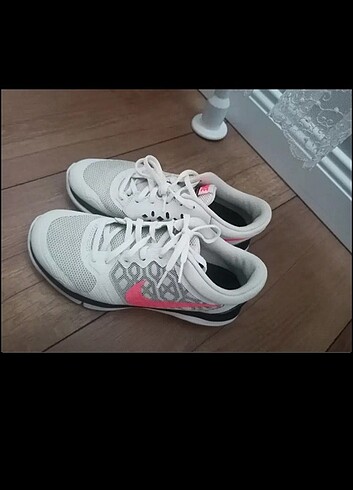 Nike kadın ayakkabı 