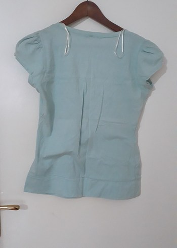 Mavi V Yaka Kısa Kollu - Görsel 3