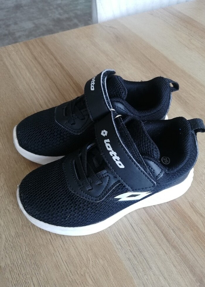 Lotto Erkek çocuk spor ayakkabı 26 numara - Görsel 3