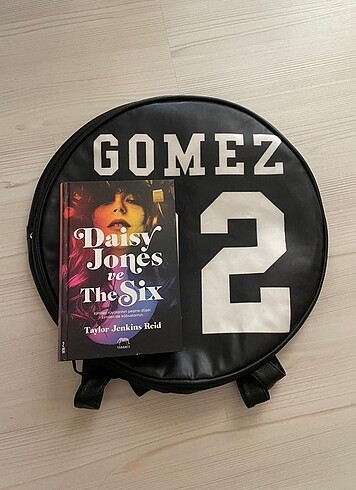 Beden siyah Renk selena gomez çanta