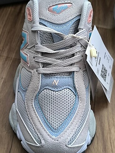 39 Beden NEW BALANCE 9060 KREM-PUDRA-MAVİ