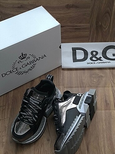 DOLCE GABBANA??