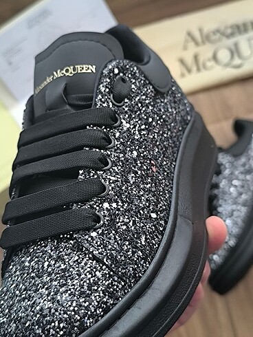 Alexander McQueen ALEXANDER MCQUEEN ????