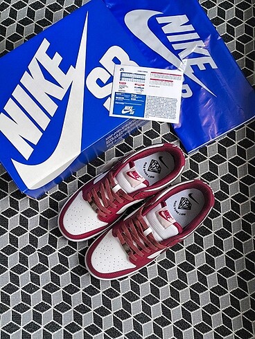 36 Beden çeşitli Renk NİKE DUNK LOW BORDO???????