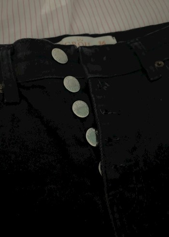 36 Beden Düğmeli Siyah Kadın Kot Pantolon