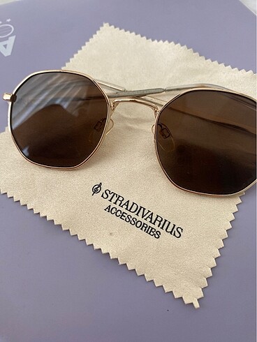 stradivarius güneş gözlüğü