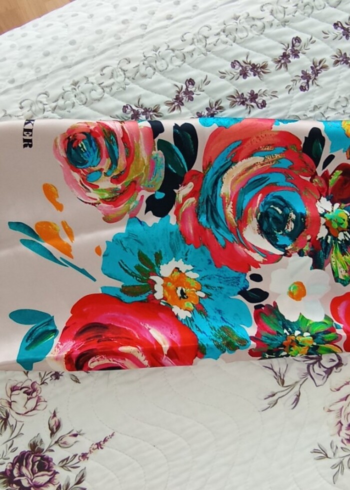 AKER Sura İpek  - Görsel 3