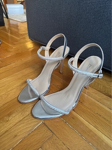 40 Beden Lame stiletto papucci topuklu ayakkabı