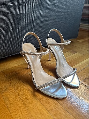 Diğer Lame stiletto papucci topuklu ayakkabı