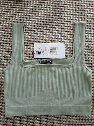 Dilvin crop top