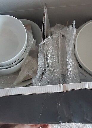 Kütahya Porselen Sıfır yemek takımı