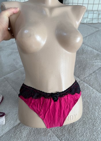 Koyu Pembe Midi Kadın Külot Dantel Detaylı 3 adet fiyatıdır