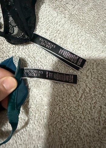 Victoria s Secret Mavi Parlak Midi Kadın Külot 2 adet fiyatıdır