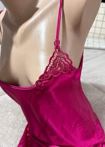 Parlak Pembe İnce Askılı Midi Gecelik - Görsel 2