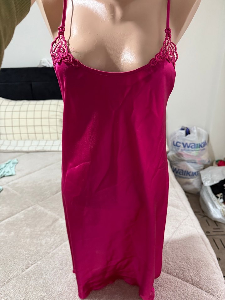 Parlak Pembe İnce Askılı Midi Gecelik - Görsel 4