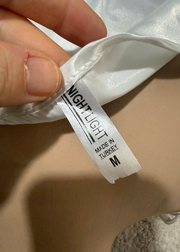 Beyaz Dantelli İp Askılı Midi Gecelik - Görsel 7