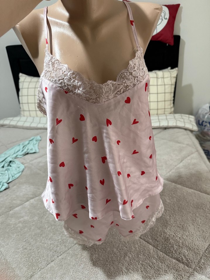 Nakışlı Kırmızı Kalp Desenli Kadın Mini Pijama Takımı - Görsel 2