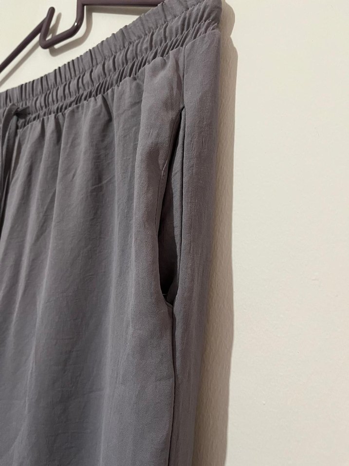 Gri Bol Kesim Uzun Kumaş Pantolon - Görsel 3