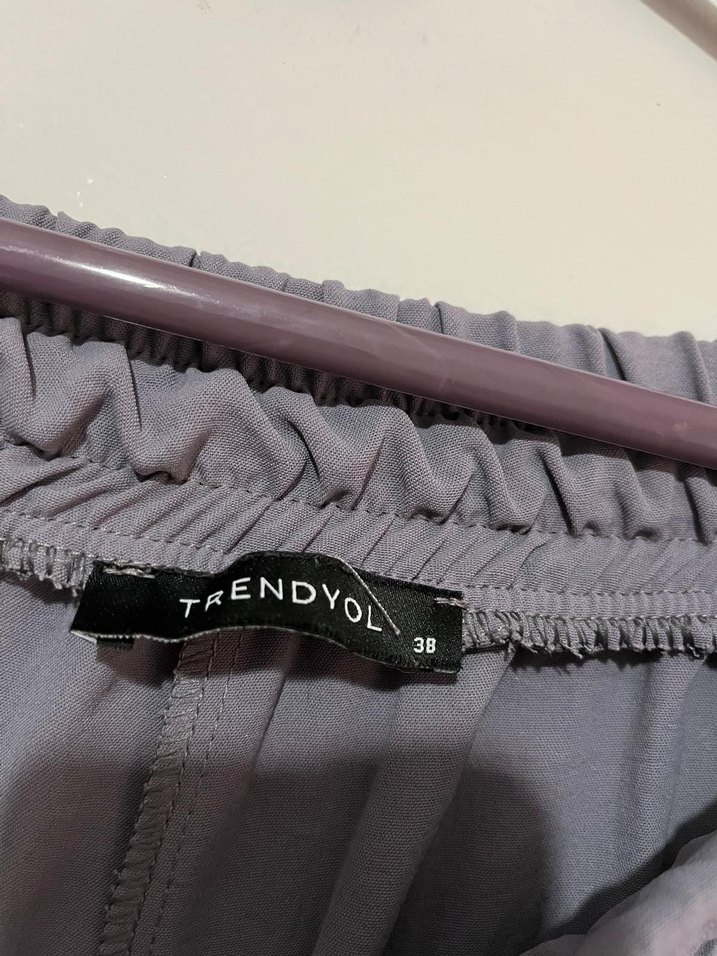 Gri Bol Kesim Uzun Kumaş Pantolon - Görsel 4