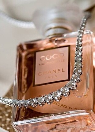 Beden Renk Chanel Mademoısielle
