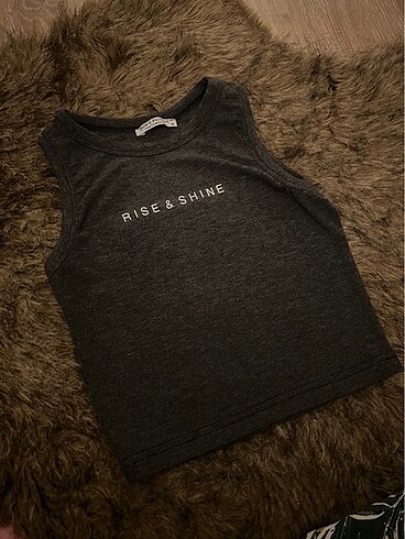 Halter crop