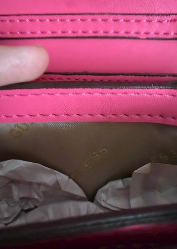 Guess Guess Pembe Süet Tokalı Çanta
