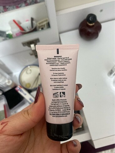 NYX Nyx bare with me
