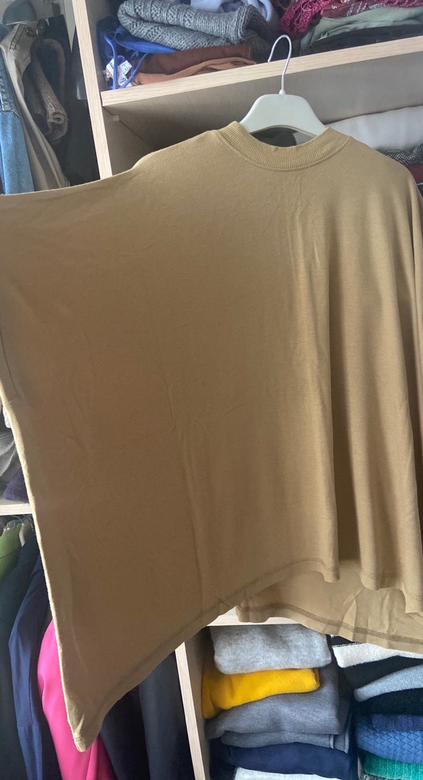 Bej Kısa Kollu Kadın Keten Panço - Görsel 2