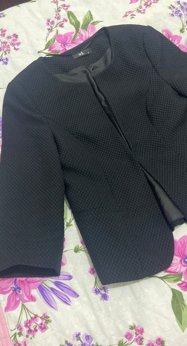 Düğmeli Siyah Kadın Ofis Blazeri - Görsel 2