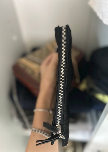 Zara Zincir Detaylı Siyah Süet Kadın Çanta