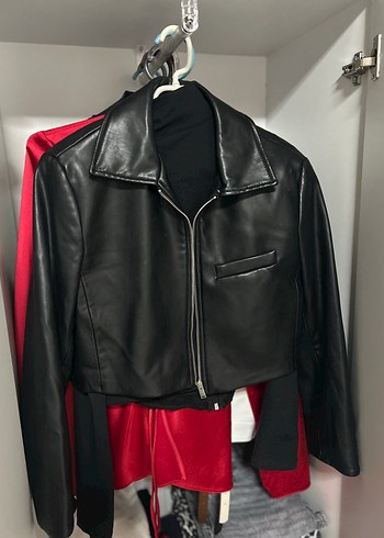 Kısa Deri Biker Ceket Siyah Notch Yaka