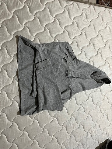 m Beden sweatshirt
