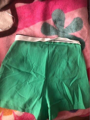 YEŞİL ŞORT ETEK - Görsel 3