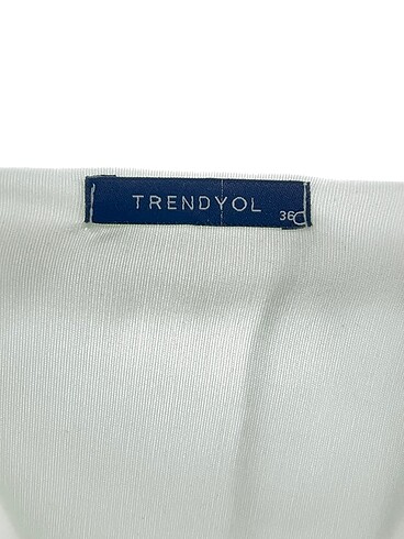 36 Beden beyaz Renk Trendyol & Milla Kısa Elbise %70 İndirimli.