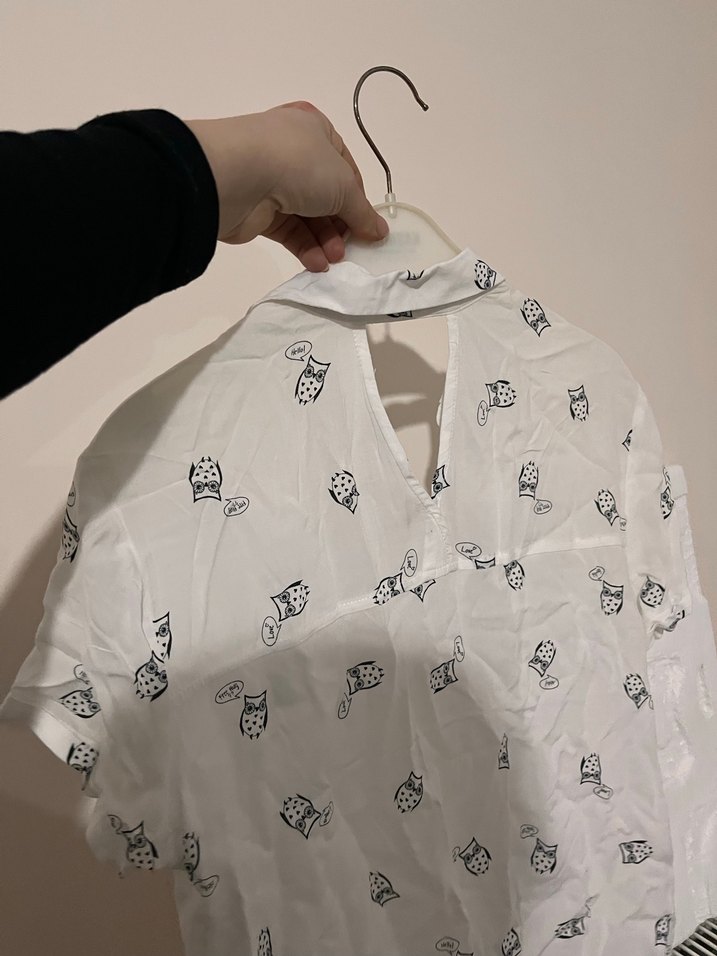 Düğmeli Baskılı Beyaz Kadın Gömlek - Görsel 3