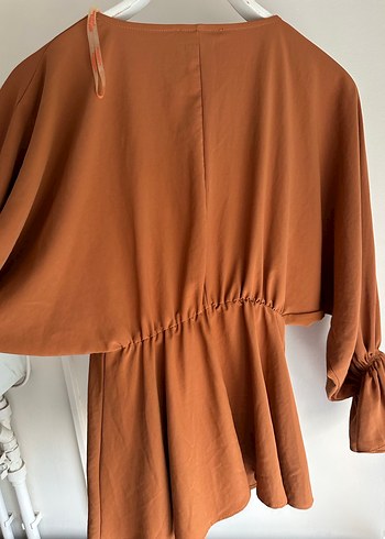 Bej V Yakalı Bol Kesim Kadın Bluz - Görsel 3