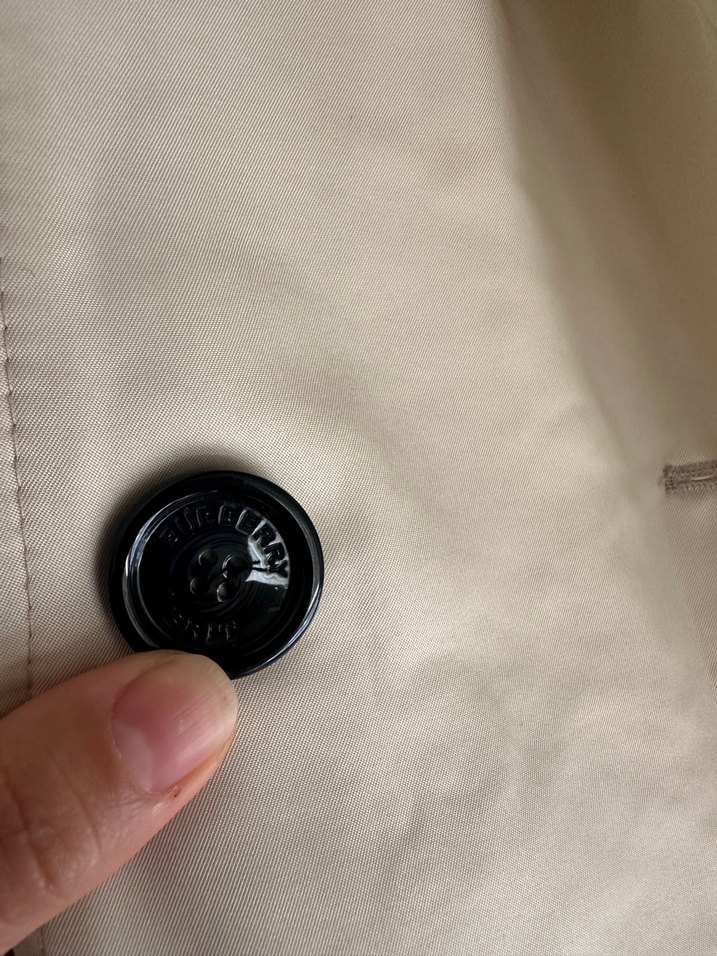 Kadın Beyaz Midi Düğmeli Trençkot - Görsel 3