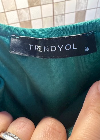 Yeşil Pilili Straplez Midi Elbise - Görsel 4