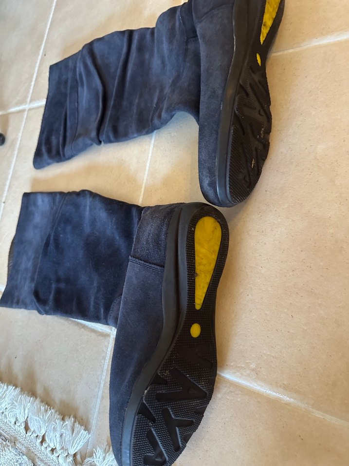 Lacivert Süet Kadın Dolgu Topuklu Çizme - Görsel 2