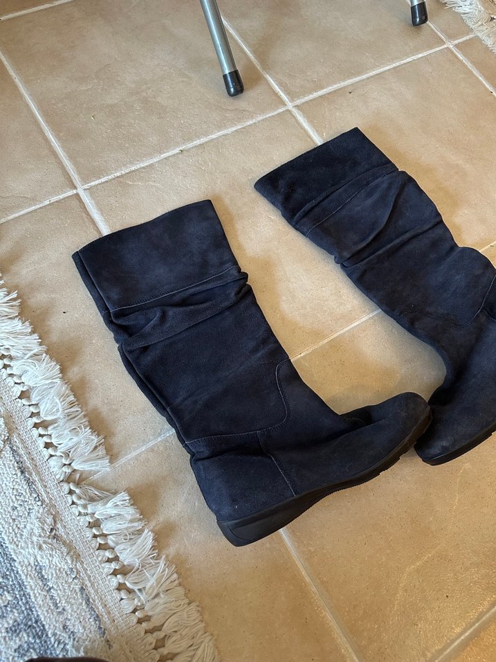 Lacivert Süet Kadın Dolgu Topuklu Çizme - Görsel 3