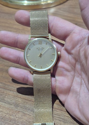 ICON OF SWEDEN ALTIN RENKLİ KOL SAATİ - Görsel 4