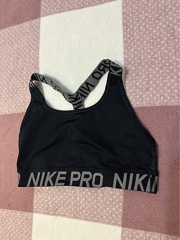 Nike sporcu südyeni