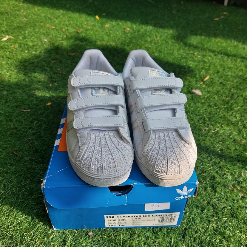 sifir ayarında adidas superstar - Görsel 4